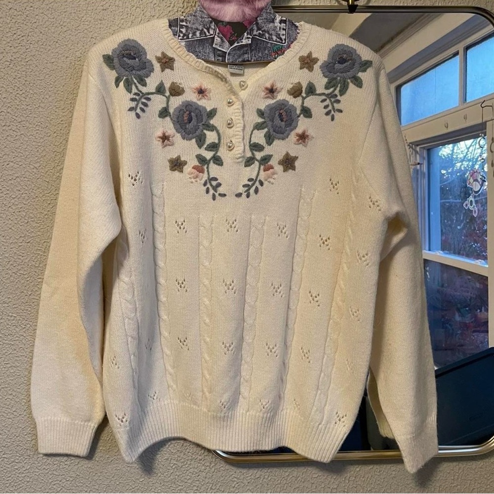 Alfred Dunner Cream Floral Embroidered Sweater